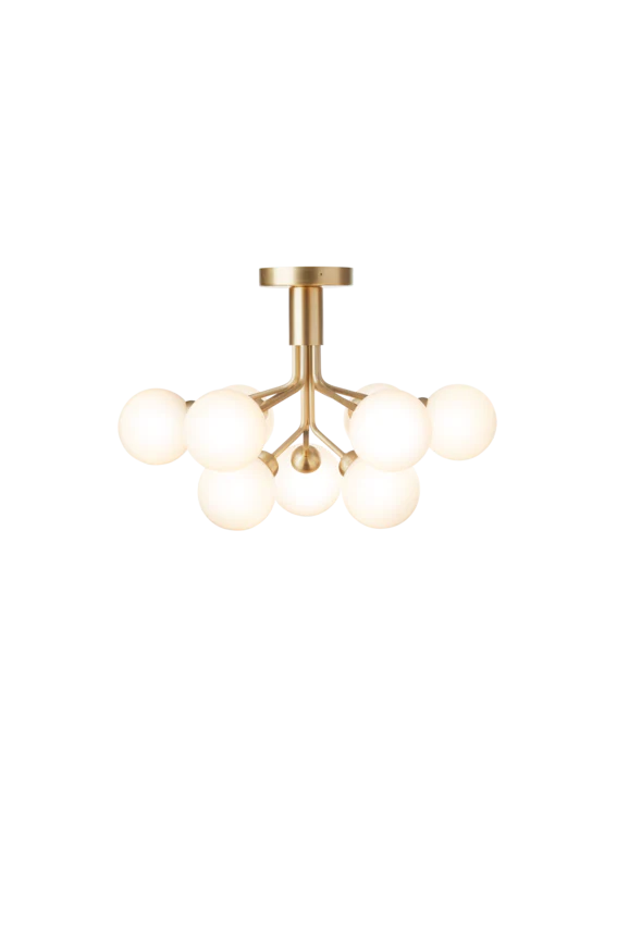 Apiales 9 Ceiling ljuskrona, brushed brass / opal • NUURA